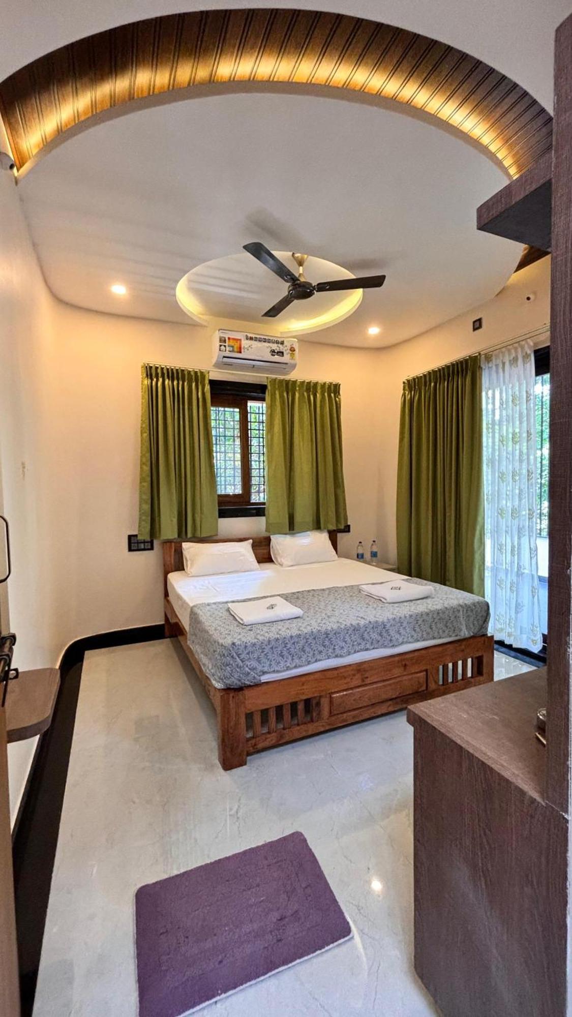 Arjun Homestay ฮัมปี ภายนอก รูปภาพ